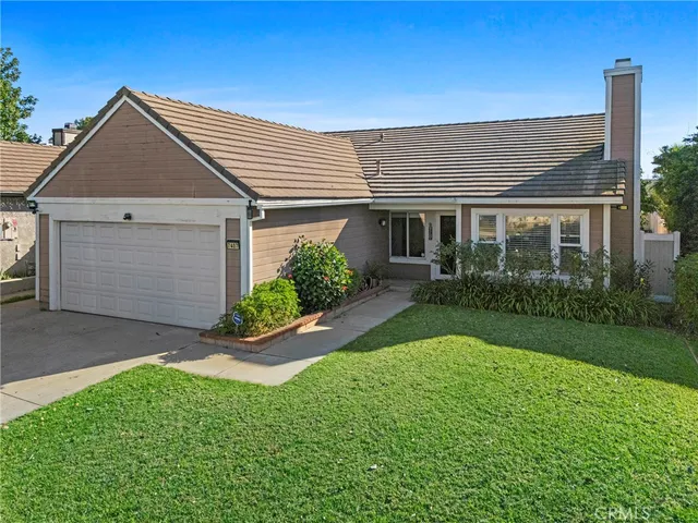 front view of house with a yard