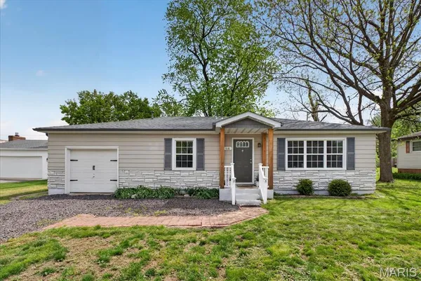 $165,000 | 108 Alice Drive, O'Fallon, IL 62269