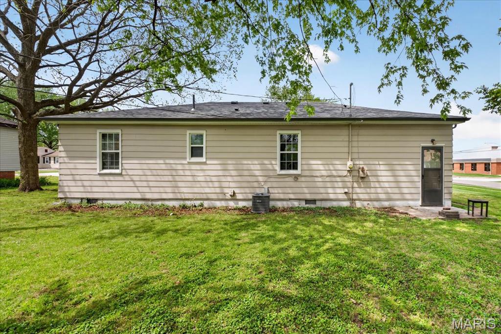 108 Alice Drive O'Fallon, IL 62269 - Photo 18 of 24