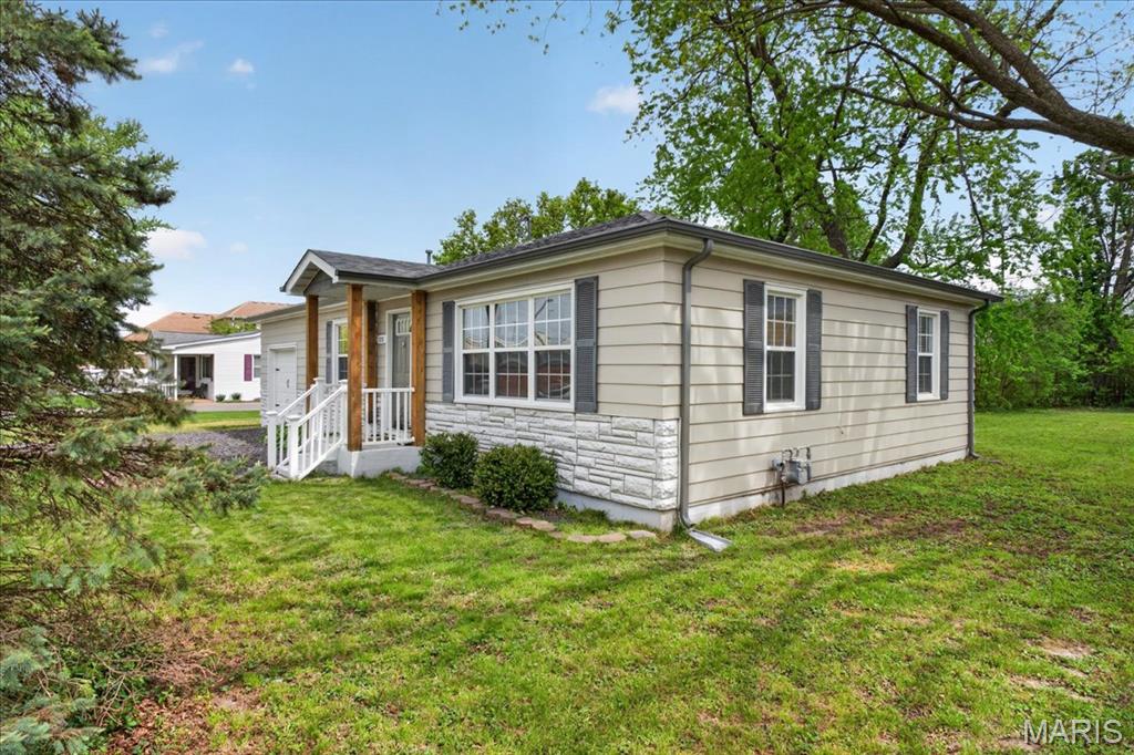 108 Alice Drive O'Fallon, IL 62269 - Photo 3 of 24