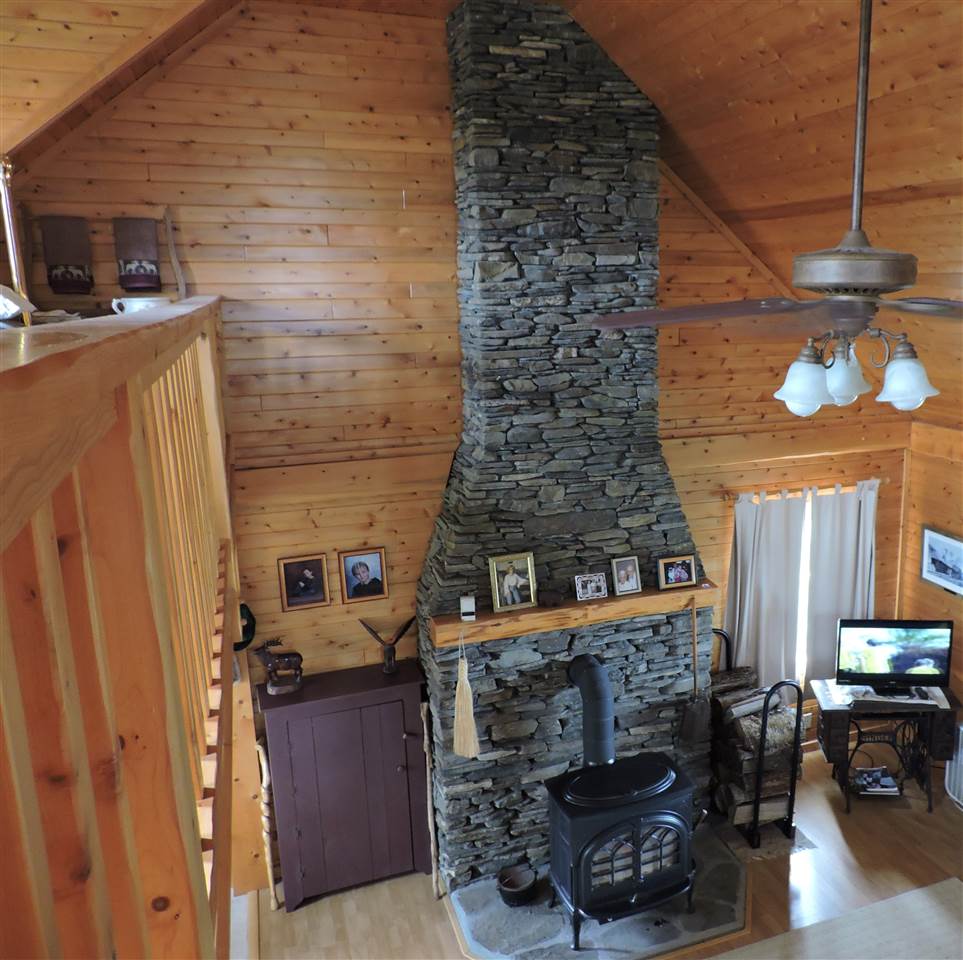 332 Dubray Road Cabot, VT 05647 - Photo 6 of 15