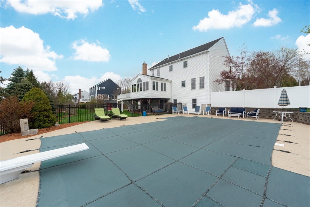 94 Dean Road Marlborough, MA 01752 - Photo 26 of 30 Gallery Image 26