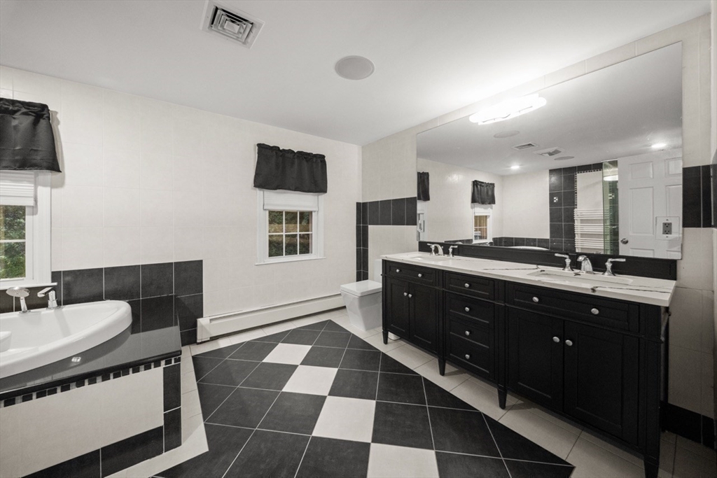 10 Juniper Hill Road Waltham, MA 02452 - Photo 21 of 40