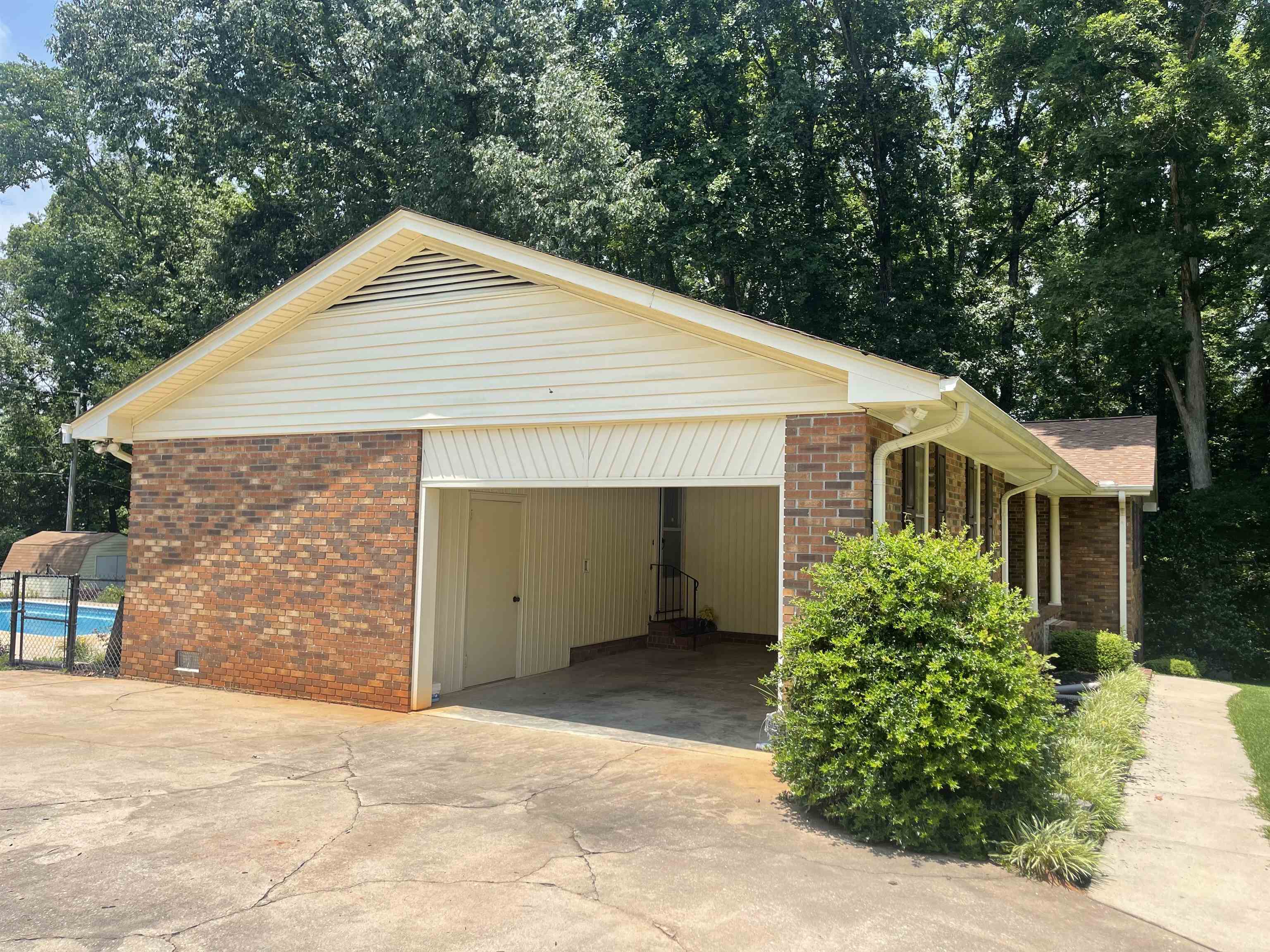 220 Brookfield Road Roebuck, SC 29376 - Photo 26 of 32 Gallery Image 26