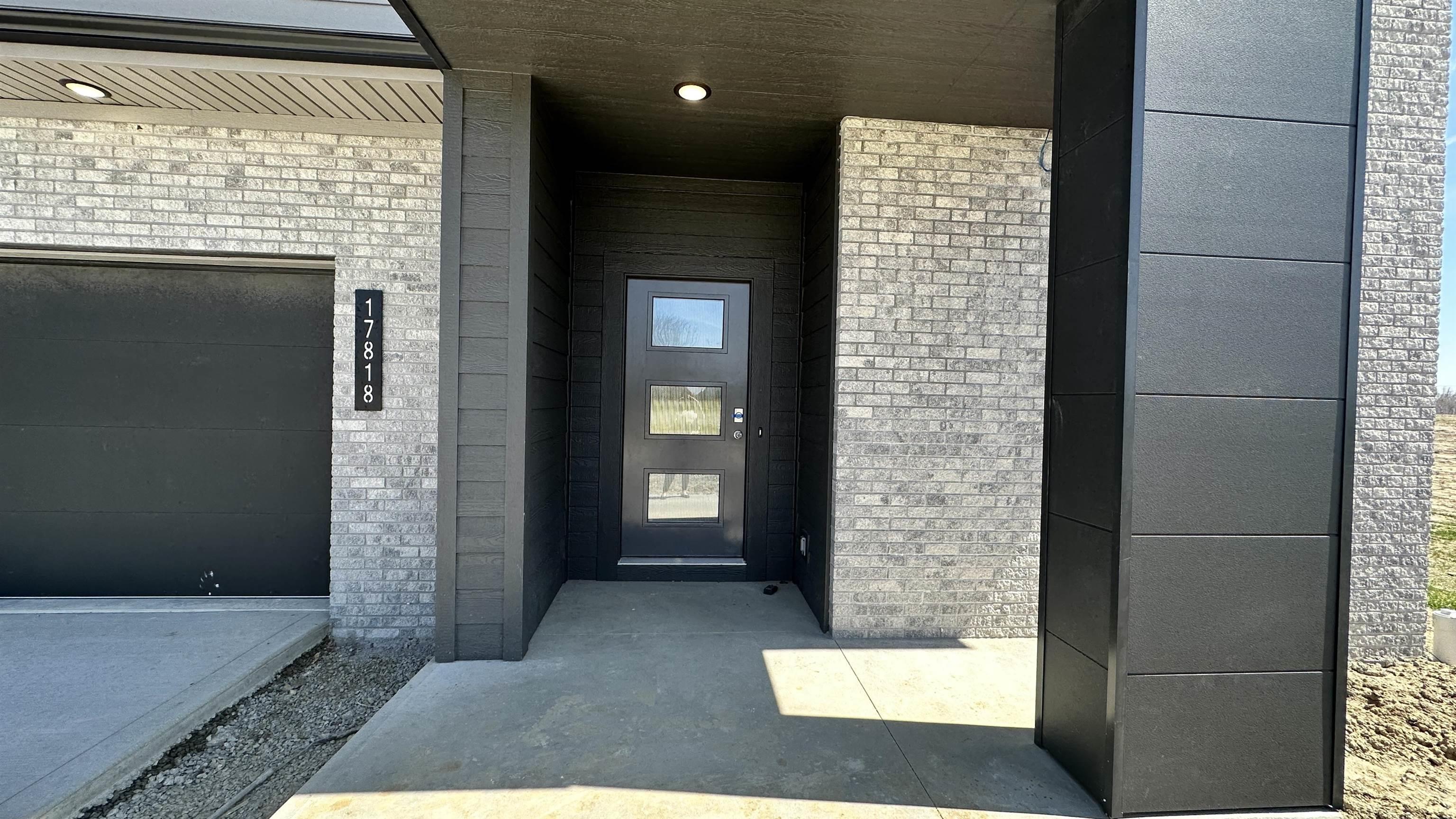 17818 Boeing Pass, Unit 19 Ridley Park, PA 46748 - Photo 5 of 36 Gallery Image 5