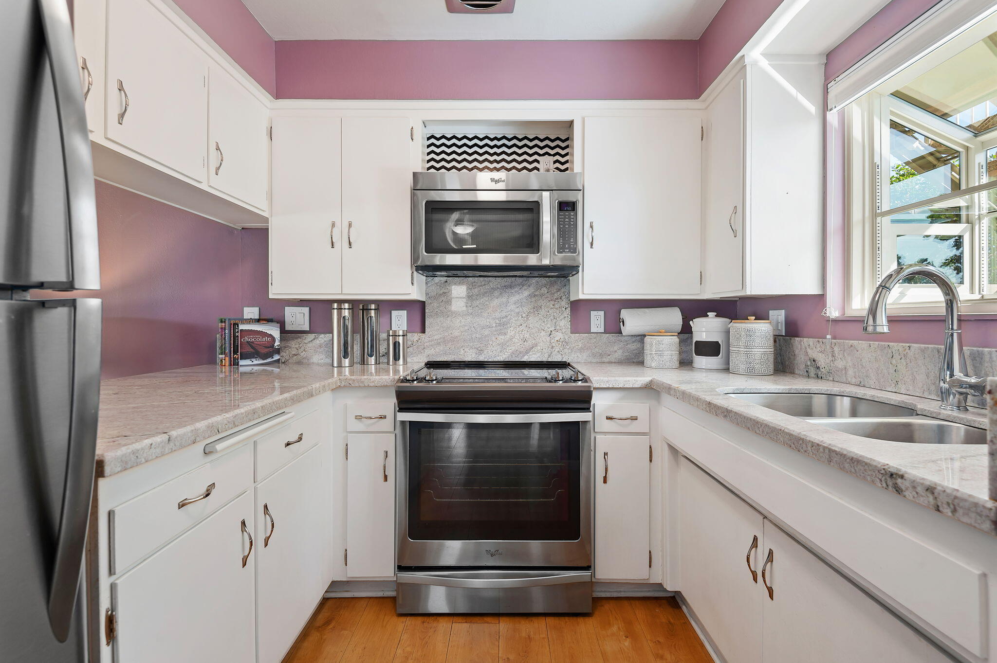 5796 Encina Road, Unit 2 Goleta, CA 93117 - Photo 9 of 38 Kitchen