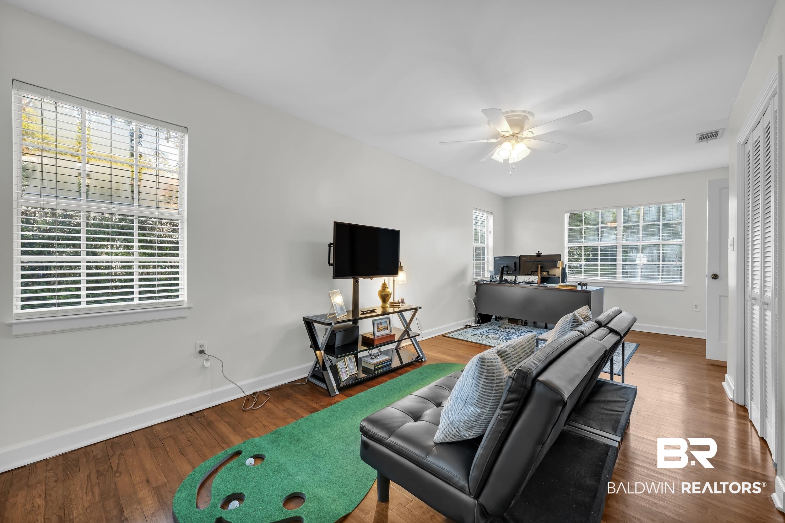 18 York Place Mobile, AL 36608 - Photo 12 of 27 Living area with wood finished floors, an office area, and ceiling fan