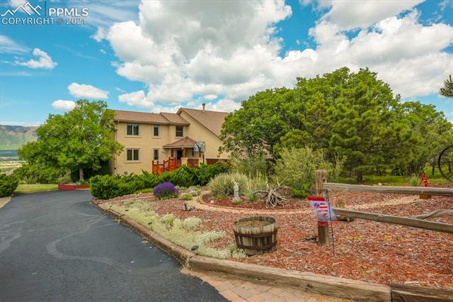680 Harness Road Monument, CO 80132 - Photo 2 of 33