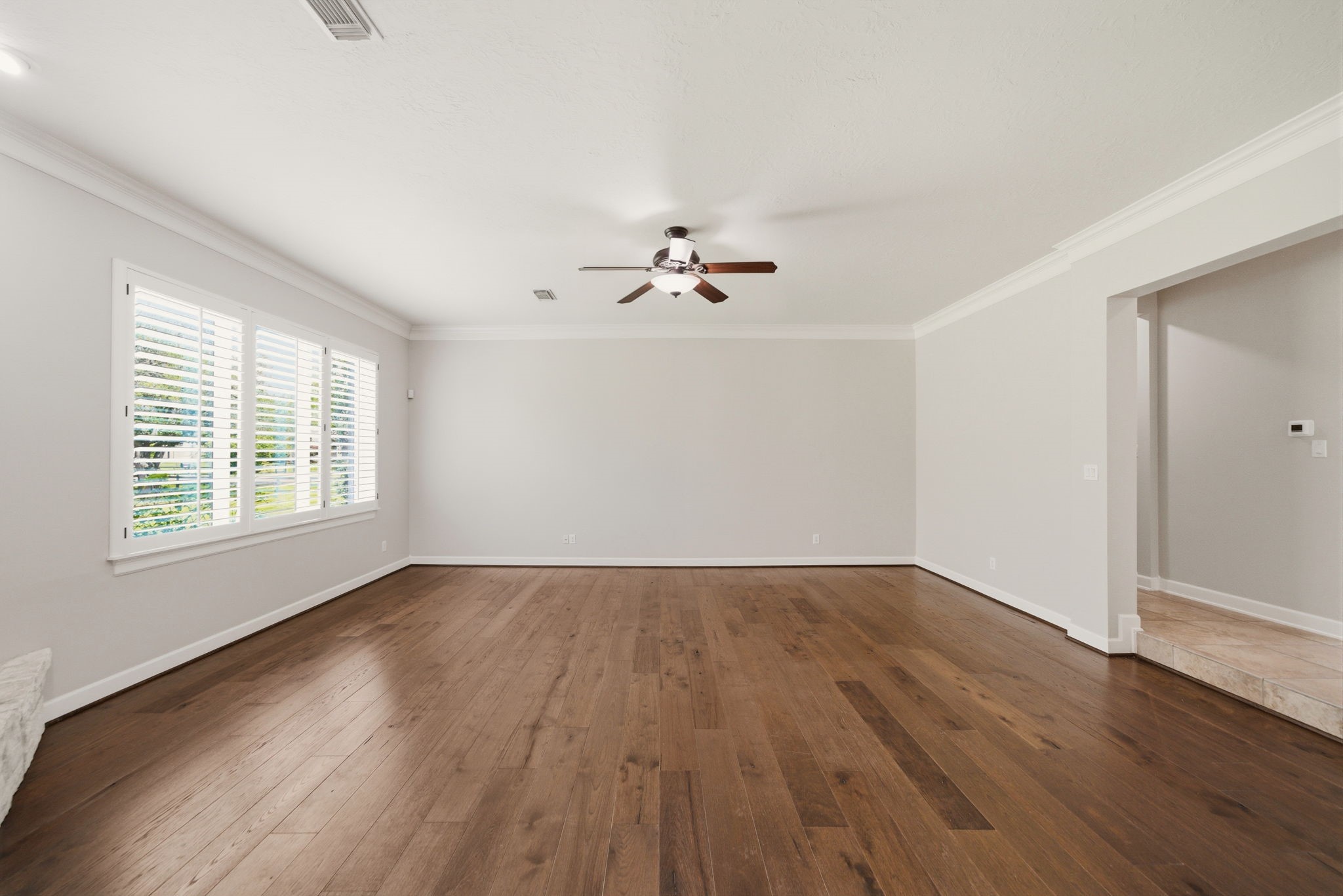 4535 Box Turtle Lane Fulshear, TX 77441 - Photo 22 of 49 Living Room