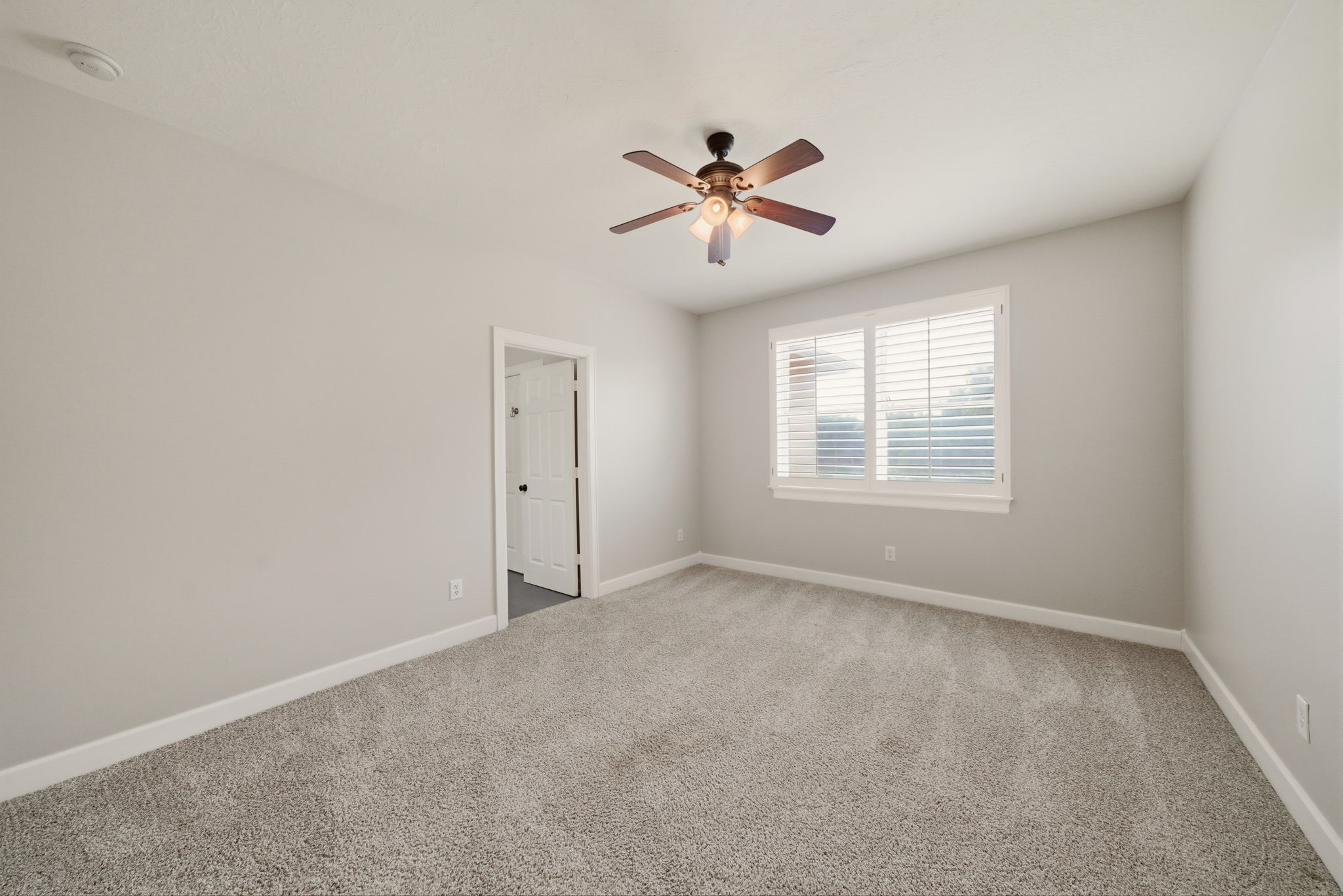 4535 Box Turtle Lane Fulshear, TX 77441 - Photo 35 of 49 Secondary bedroom