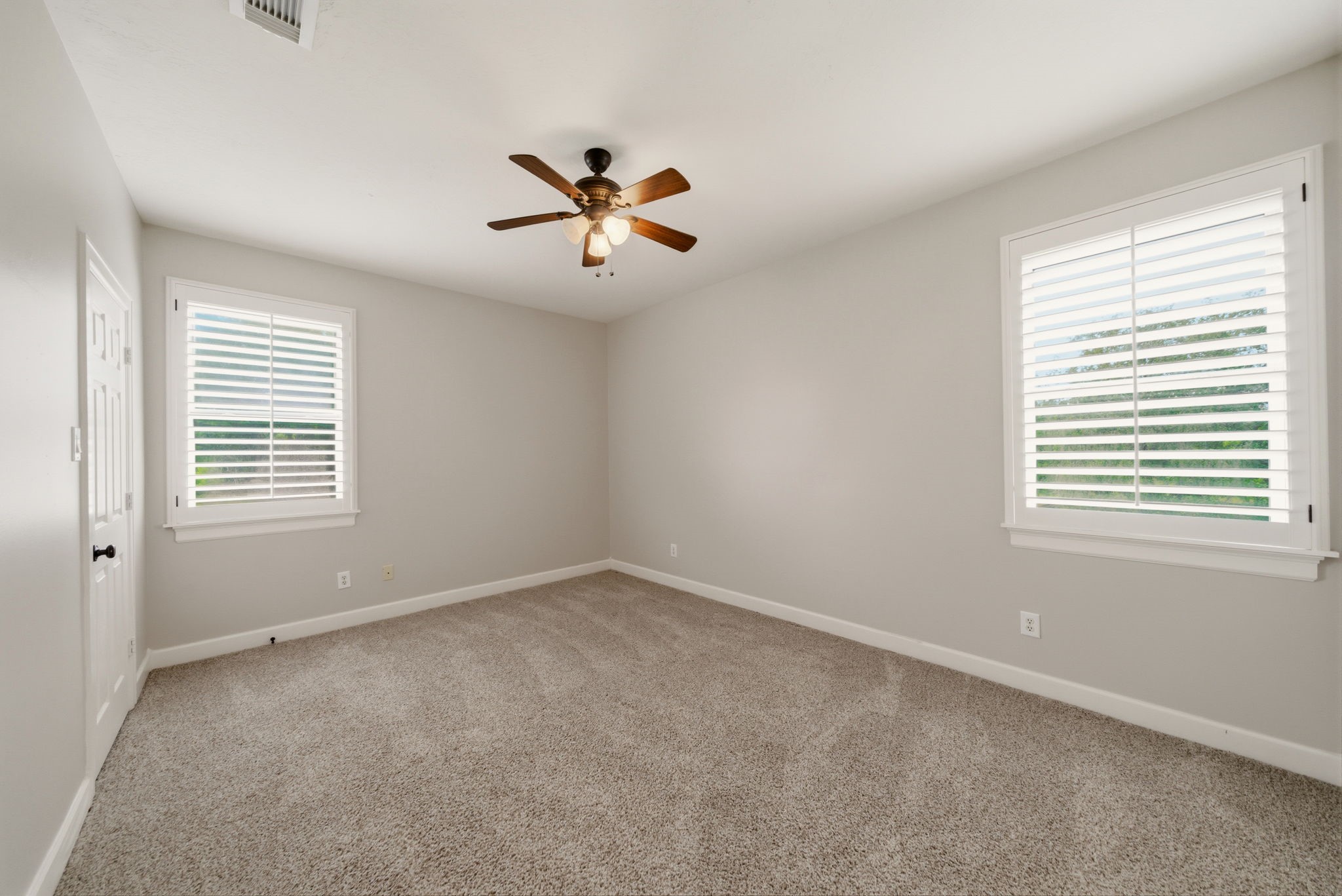 4535 Box Turtle Lane Fulshear, TX 77441 - Photo 37 of 49 Secondary bedroom