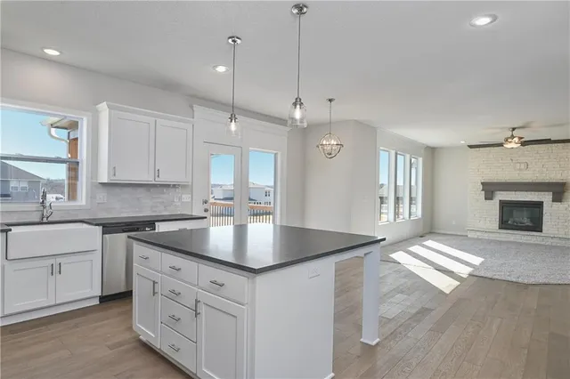 $644,950 | 2717 West Park Street, Olathe, KS 66061