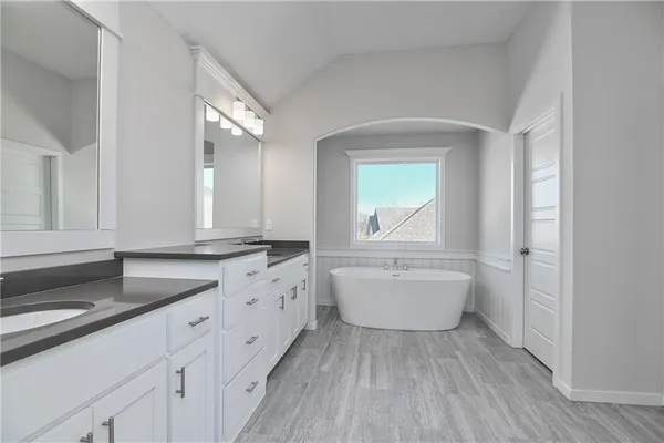 $644,950 | 2717 West Park Street, Olathe, KS 66061