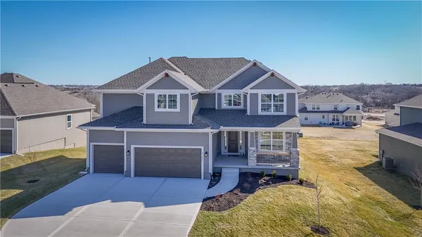 $644,950 | 2717 West Park Street, Olathe, KS 66061