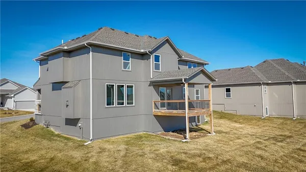 $644,950 | 2717 West Park Street, Olathe, KS 66061