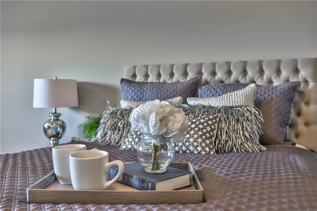 $644,950 | 2717 West Park Street, Olathe, KS 66061