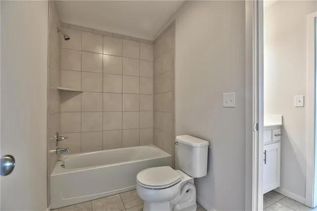 $644,950 | 2717 West Park Street, Olathe, KS 66061