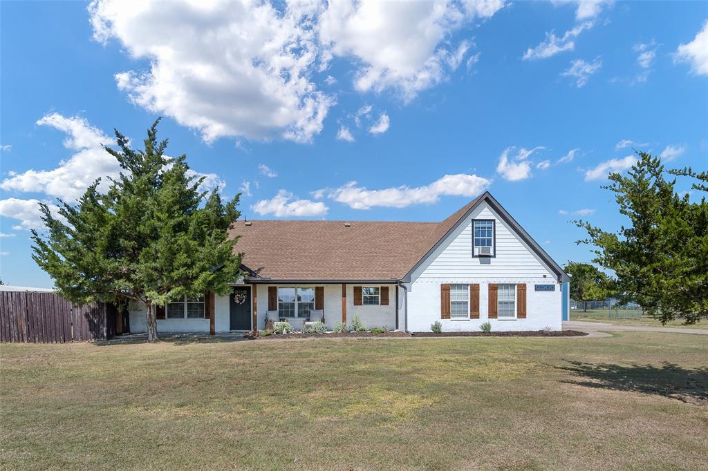 6560 Meadow Ridge Circle Nevada, TX 75173 - Photo 4 of 33 Gallery Image 4