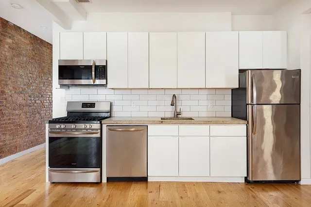 $3,895 | 431 Wilson Avenue, Unit 2F | Bushwick