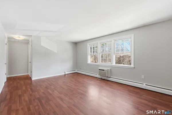 $189,900 | 6 Grandview Drive, Unit 25D, Farmington, CT 06032