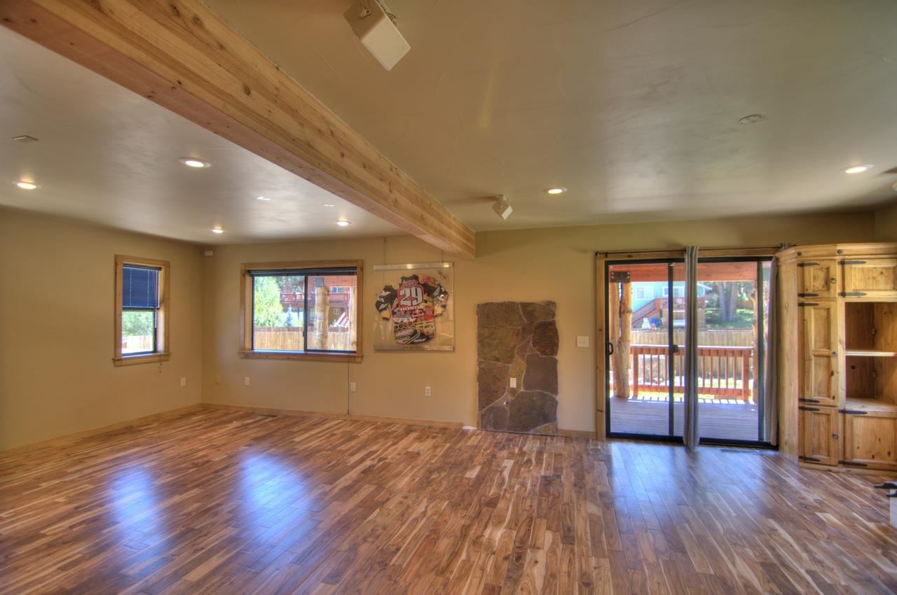 10175 Columbine Road Truckee, CA 96161 - Photo 11 of 13 Gallery Image 11