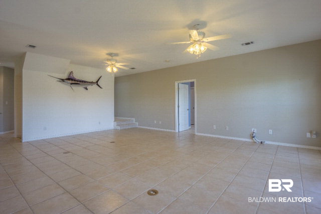 7221 Lafitte Road Pensacola, FL 32507 - Photo 23 of 41 Living area