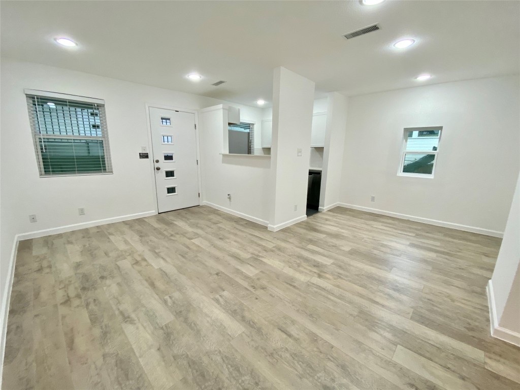 807 Blanco Street, Unit 304 Austin, TX 78703 - Photo 5 of 21