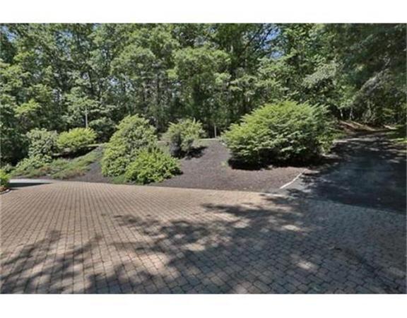 26 River Road Merrimac, MA 01860 - Photo 8 of 29 a view of a yard with a tree