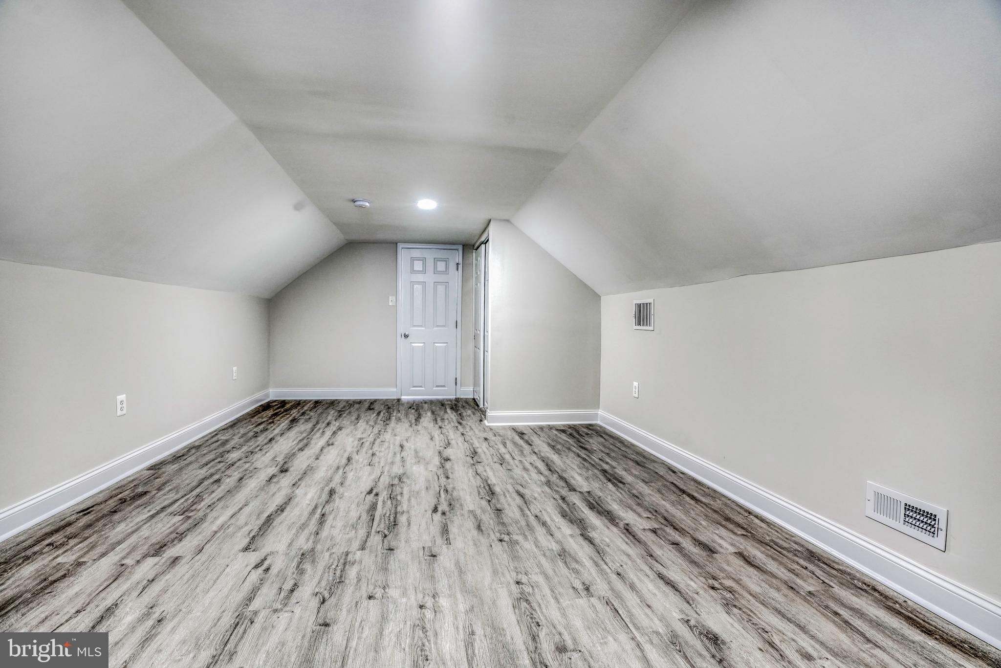 2209 Hammonds Ferry Road Baltimore, MD 21227 - Photo 3 of 47 Gallery Image 3