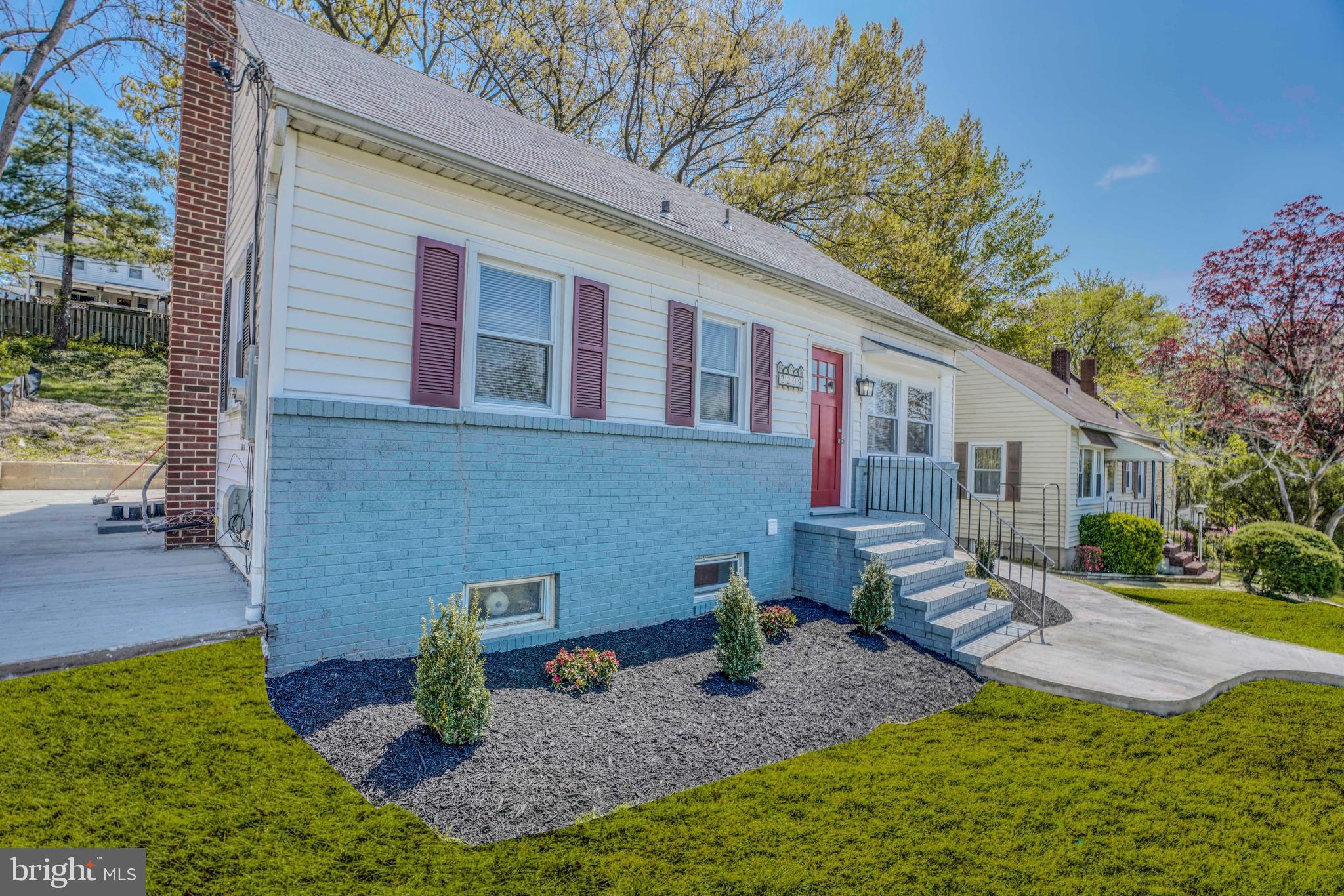 2209 Hammonds Ferry Road Baltimore, MD 21227 - Photo 6 of 47 Gallery Image 6