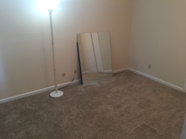 9129 South Pointe Ridge Lane, Unit 32 Bloomington, IN 47401 - Photo 15 of 16 Gallery Image 15