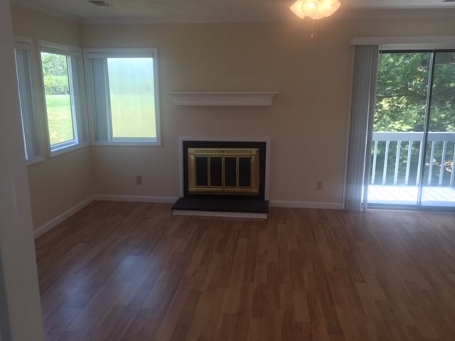 9129 South Pointe Ridge Lane, Unit 32 Bloomington, IN 47401 - Photo 8 of 16 Gallery Image 8