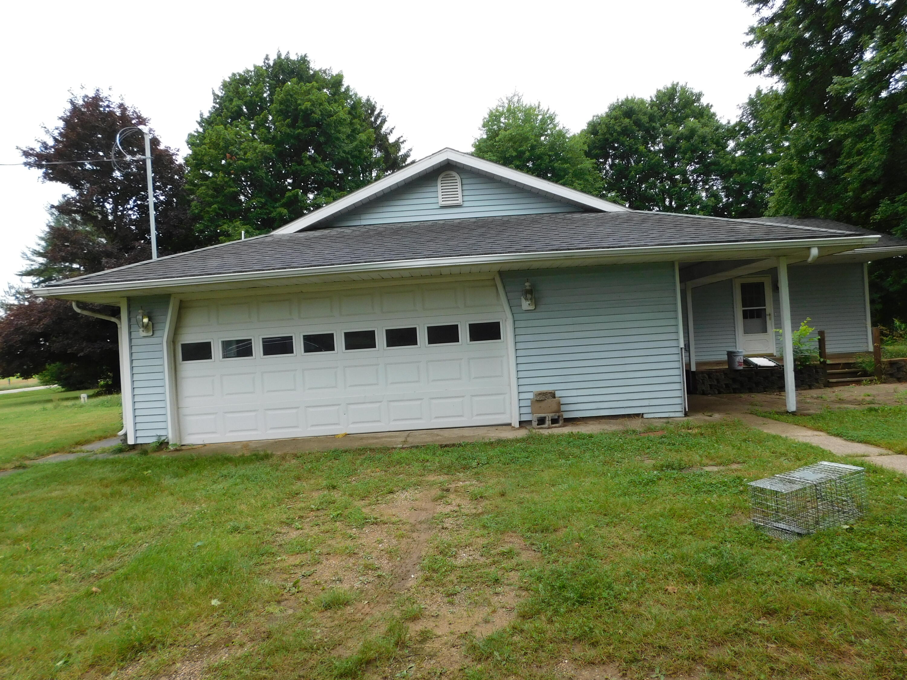 12713 East Baseline Road Hickory Corners, MI 49060 - Photo 2 of 21 DSCN5752