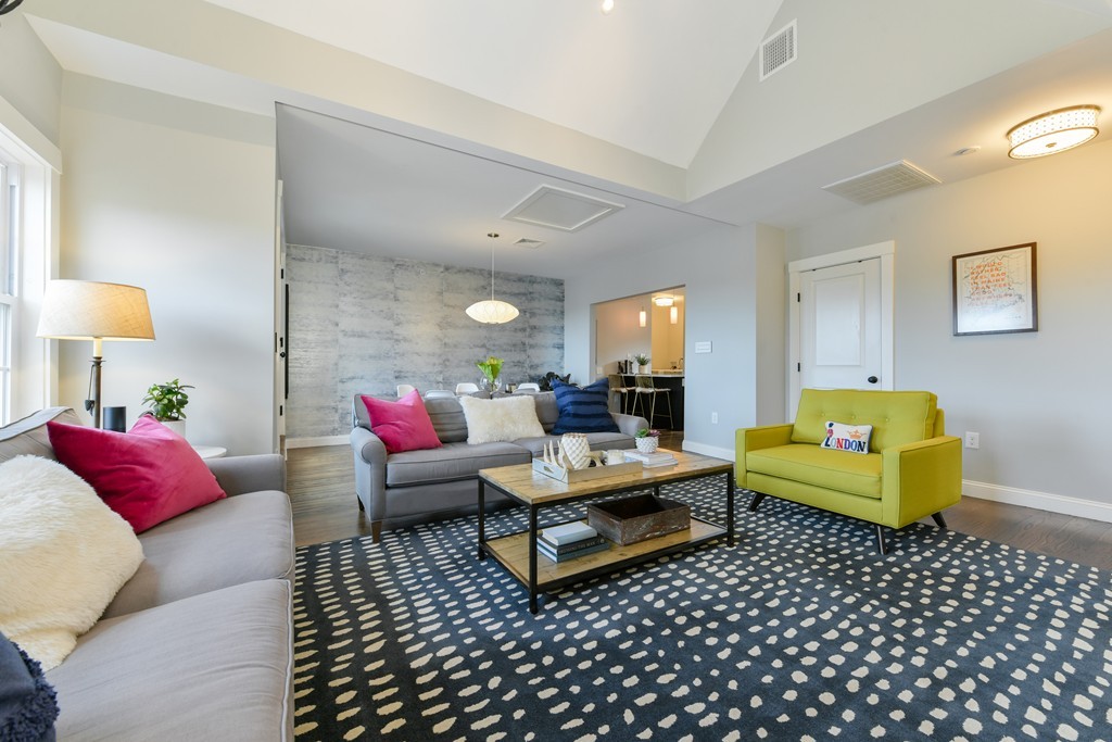4 Windermere Road, Unit 3 Boston, MA 02125 - Photo 4 of 23 Gallery Image 4
