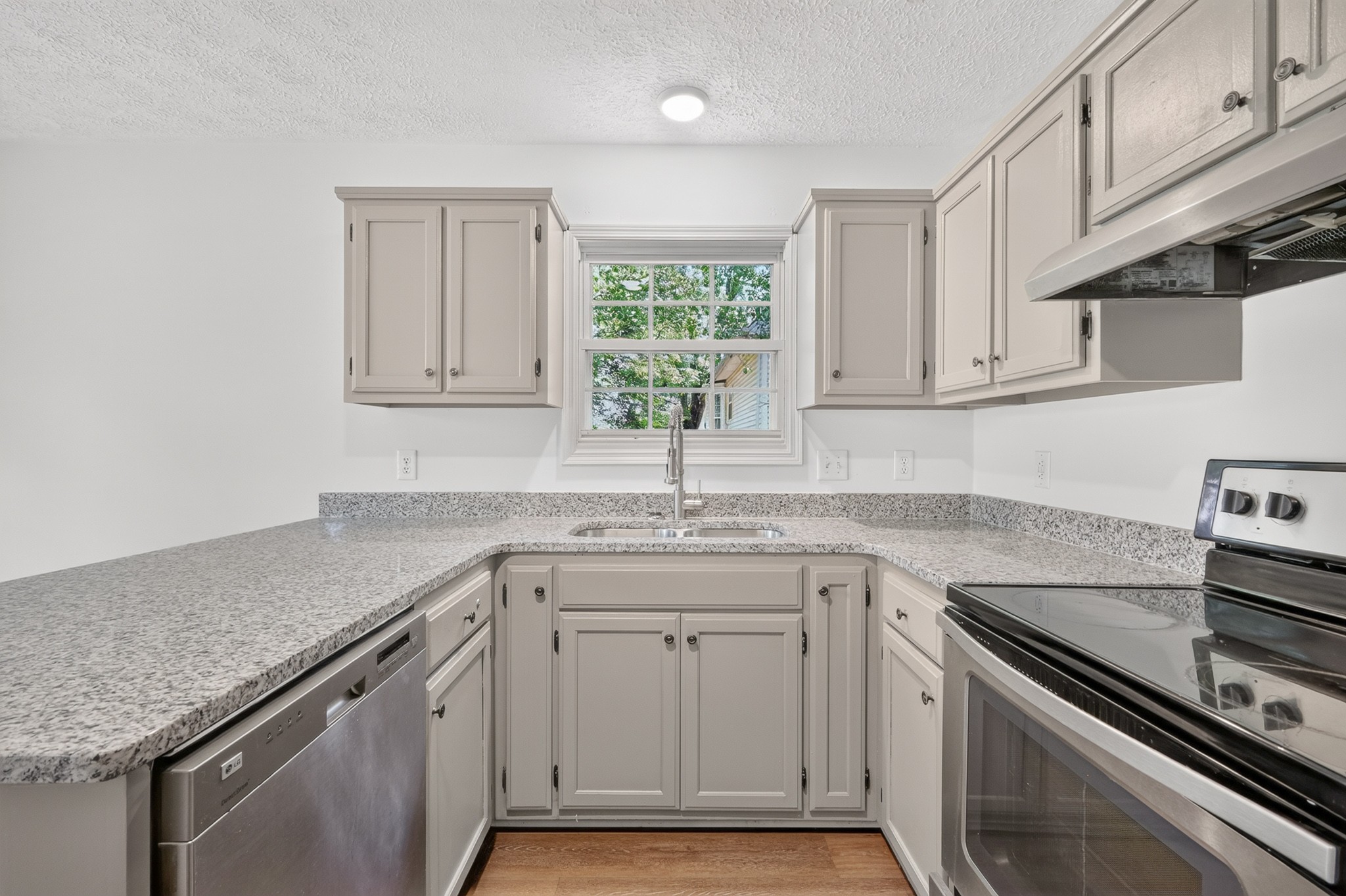 514 Rhodes Circle Gallatin, TN 37066 - Photo 9 of 41