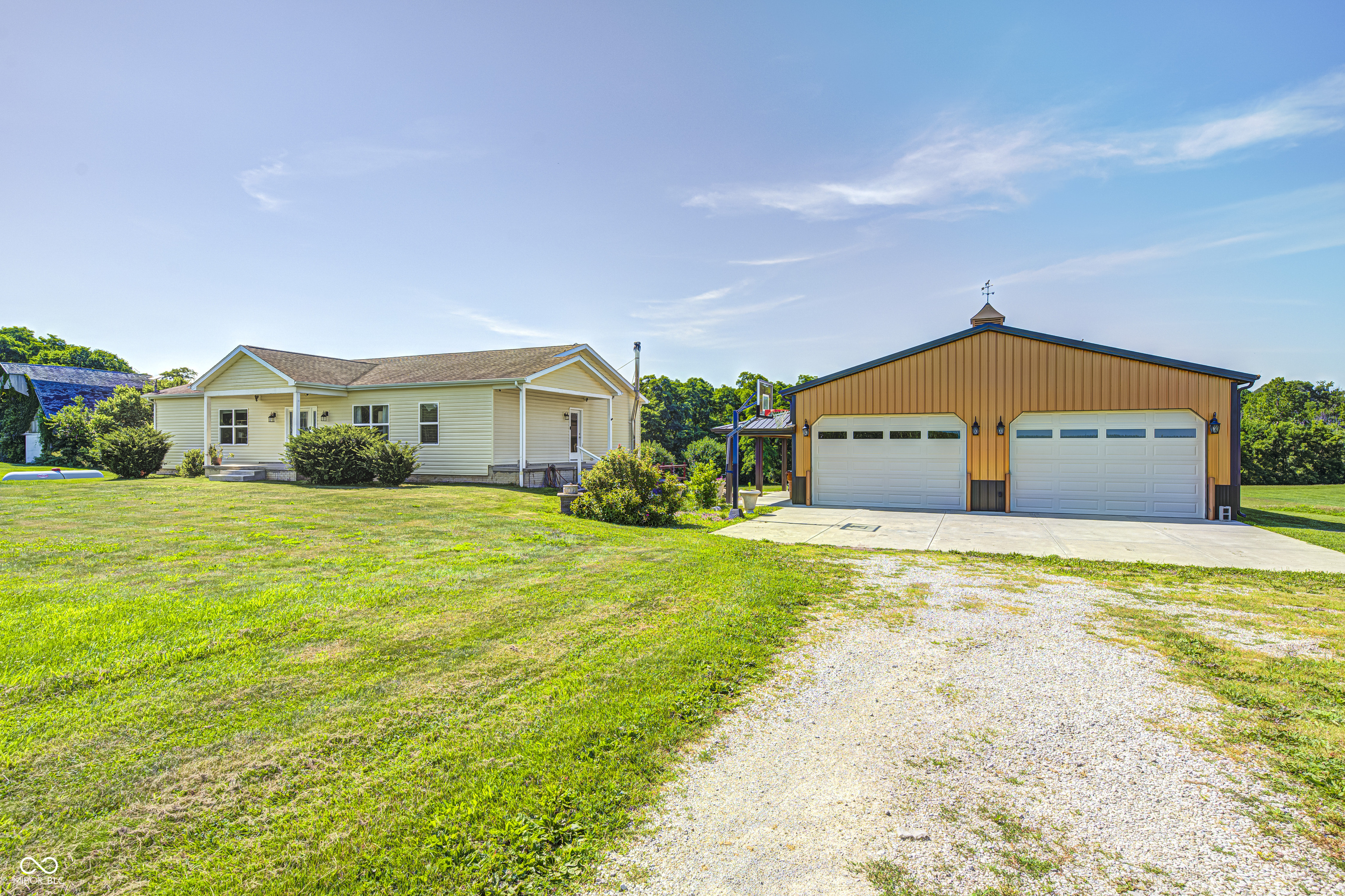 4297 West Division Road Crawfordsville, IN 47933 - Photo 3 of 82