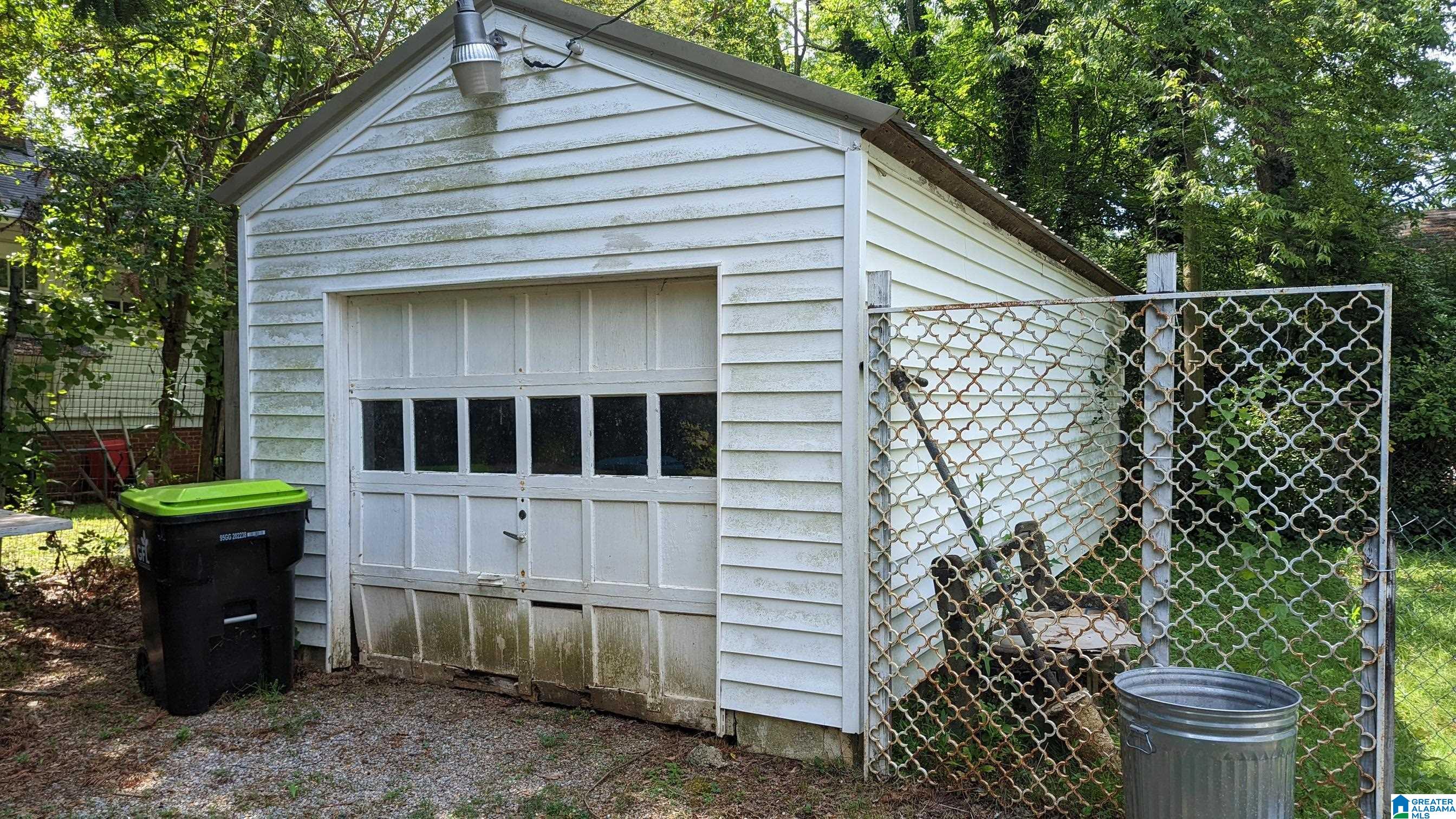 607 Cedar Street Talladega, AL 35160 - Photo 10 of 16