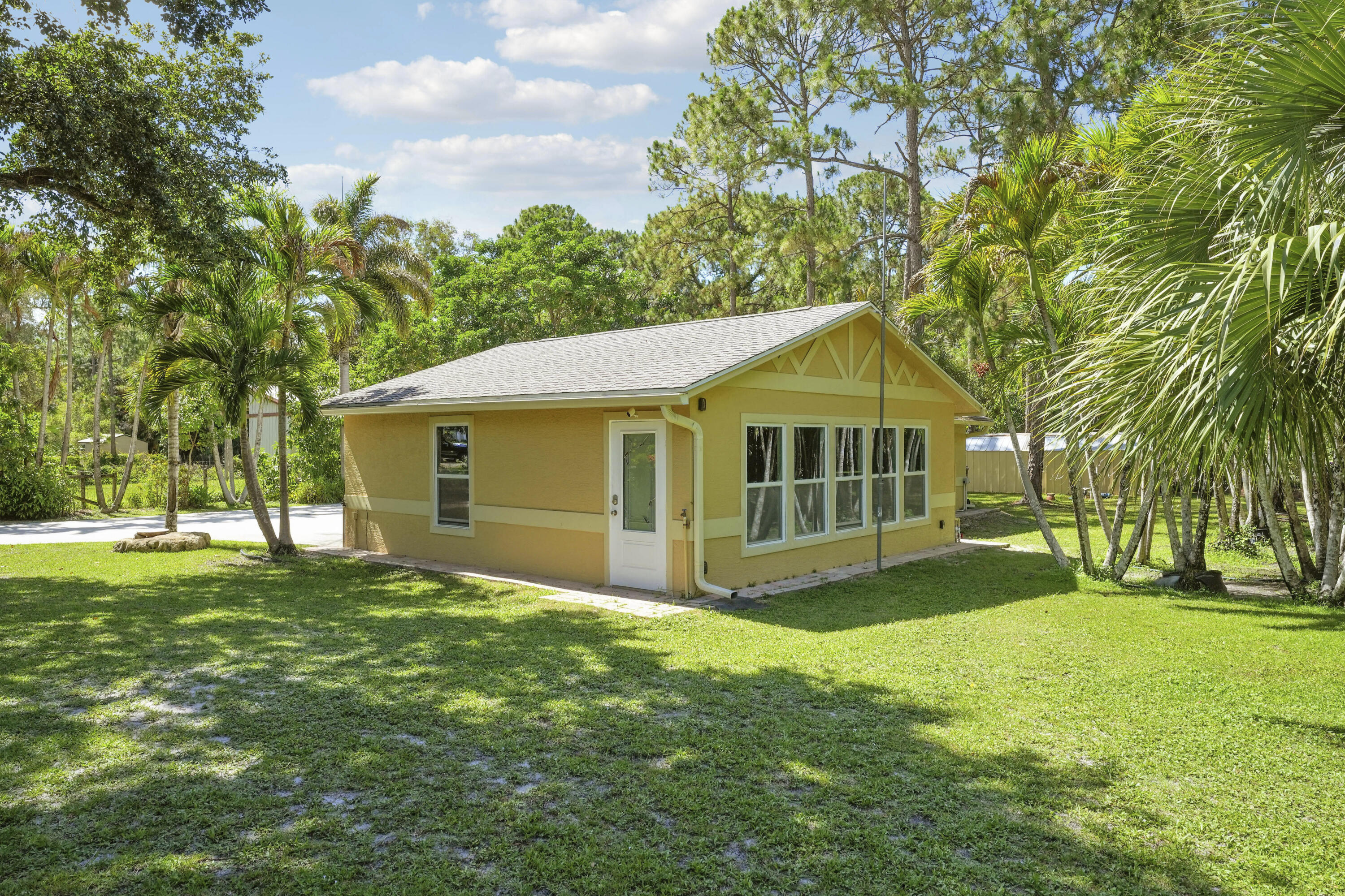 12263 Sandy Run Road Jupiter, FL 33478 - Photo 59 of 71 Garage