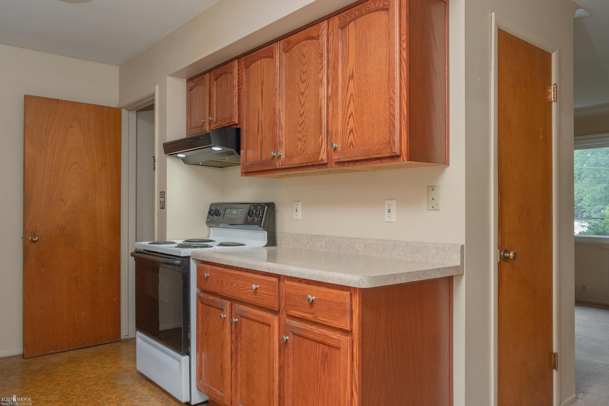 2393 Morrish Road Swartz Creek, MI 48473 - Photo 3 of 32