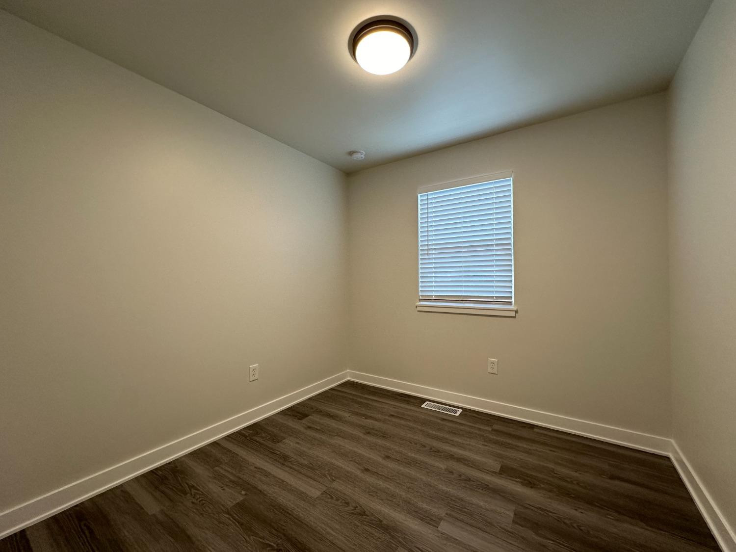 717 Juniper Road Valparaiso, IN 46385 - Photo 14 of 23 1500x1125