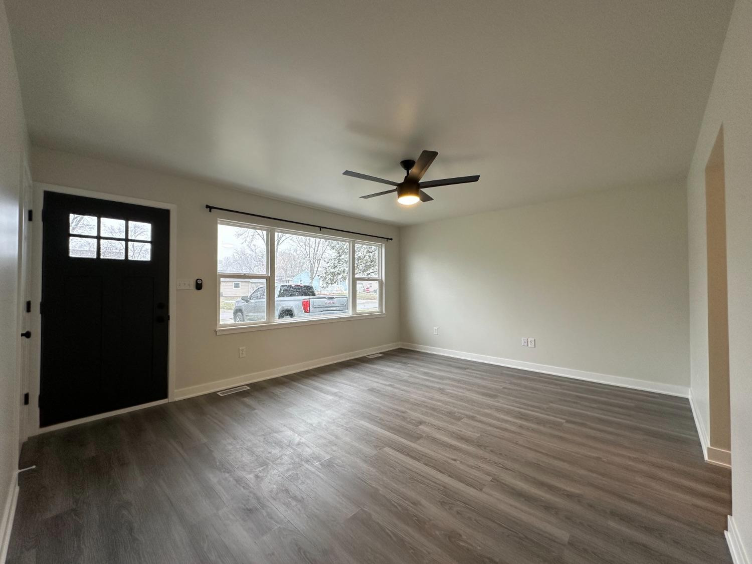 717 Juniper Road Valparaiso, IN 46385 - Photo 5 of 23 1500x1125