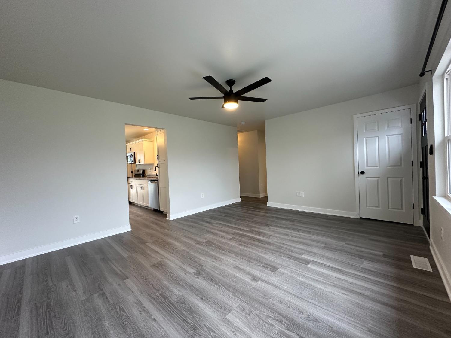 717 Juniper Road Valparaiso, IN 46385 - Photo 6 of 23 1500x1125