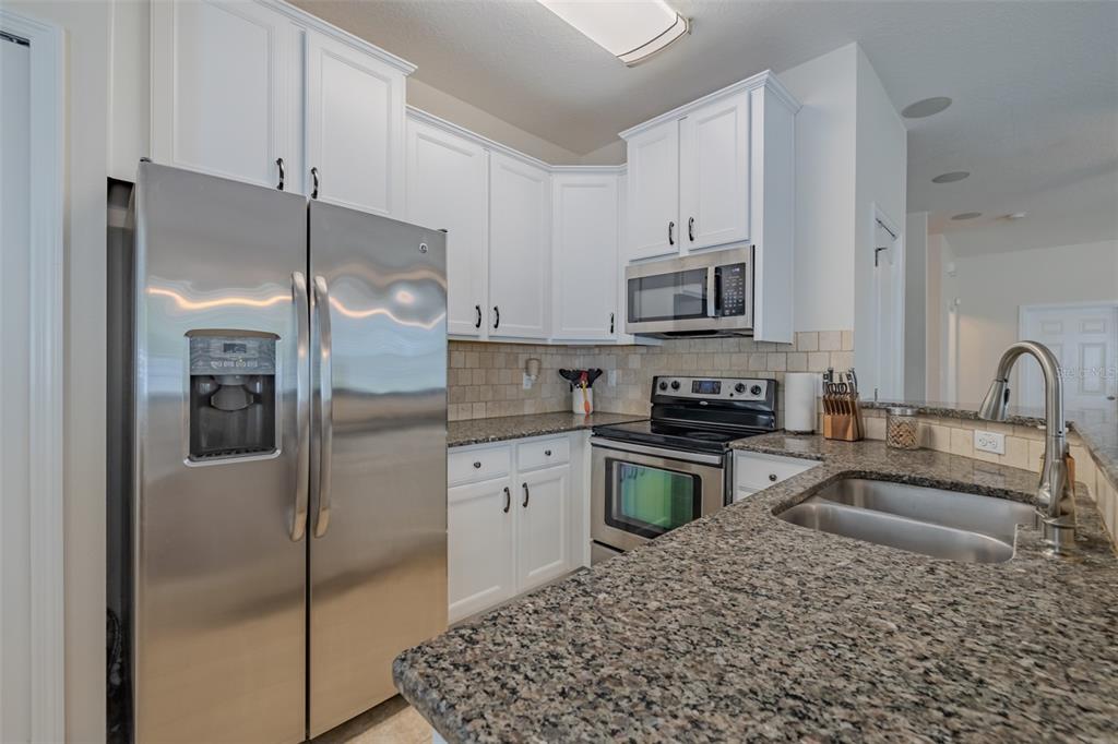 8726 Moonlit Meadows Loop Riverview, FL 33578 - Photo 15 of 48