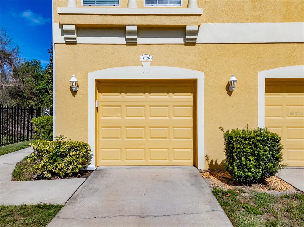 8726 Moonlit Meadows Loop Riverview, FL 33578 - Photo 3 of 48