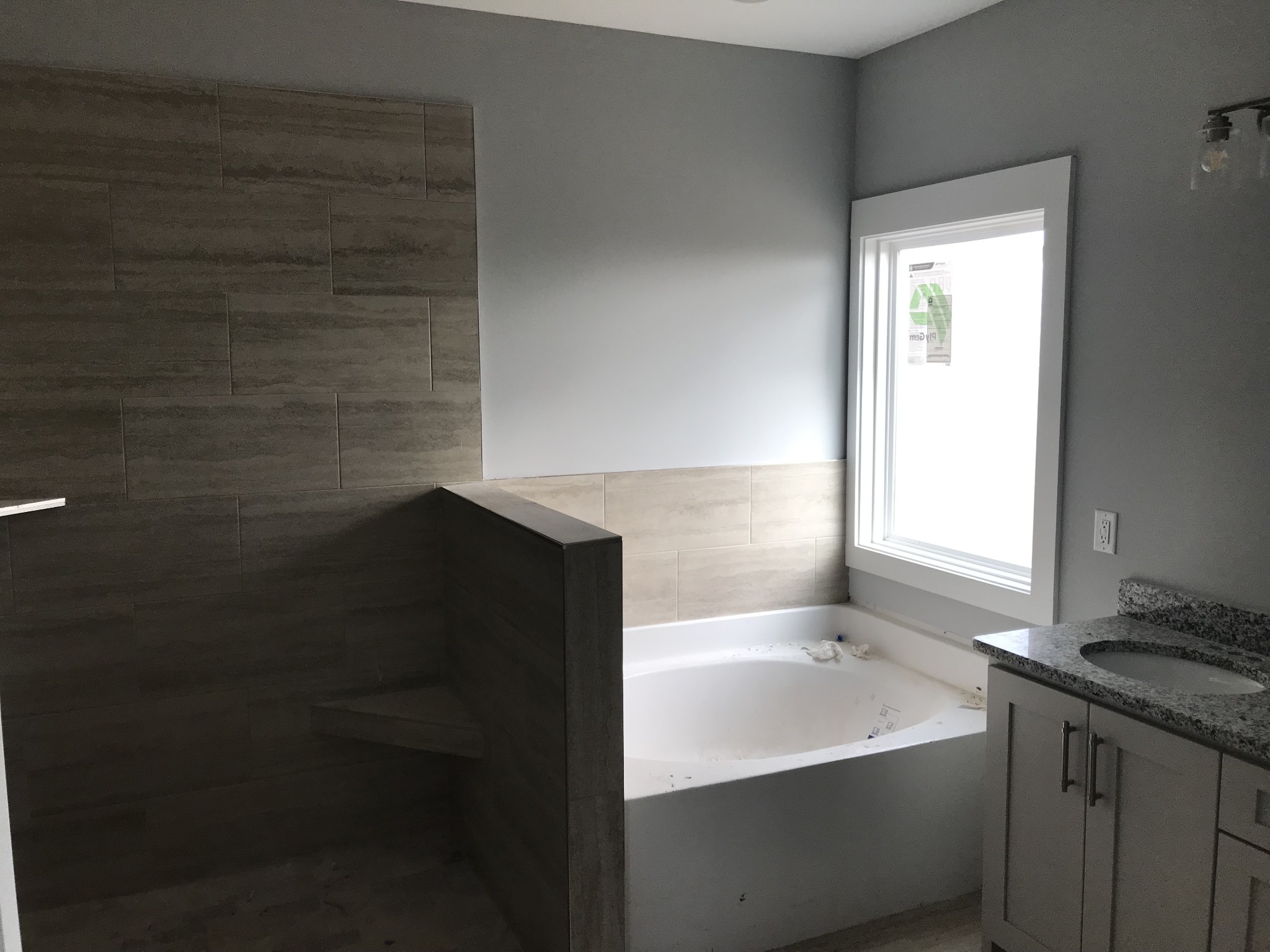 4875 Barren Plains Road Springfield, TN 37172 - Photo 3 of 6 a bathroom with a sink and a bathtub