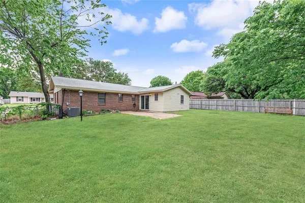 $2,295 | 2717 Wesleyan Drive, Irving, TX 75062