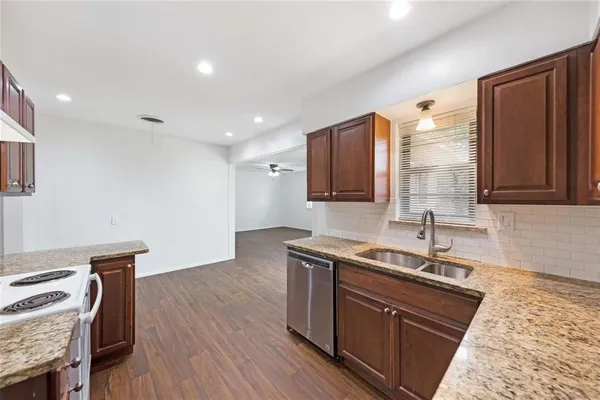 $2,295 | 2717 Wesleyan Drive, Irving, TX 75062