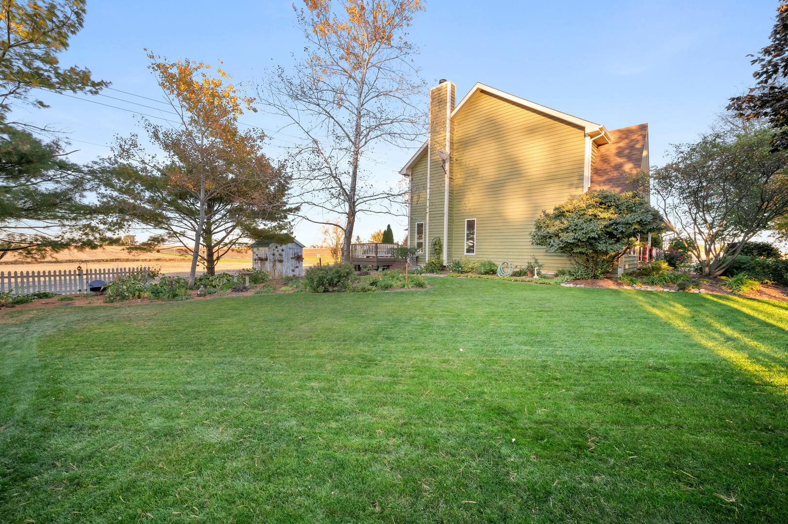 5995 West Clare Road Clare, IL 60111 - Photo 8 of 57