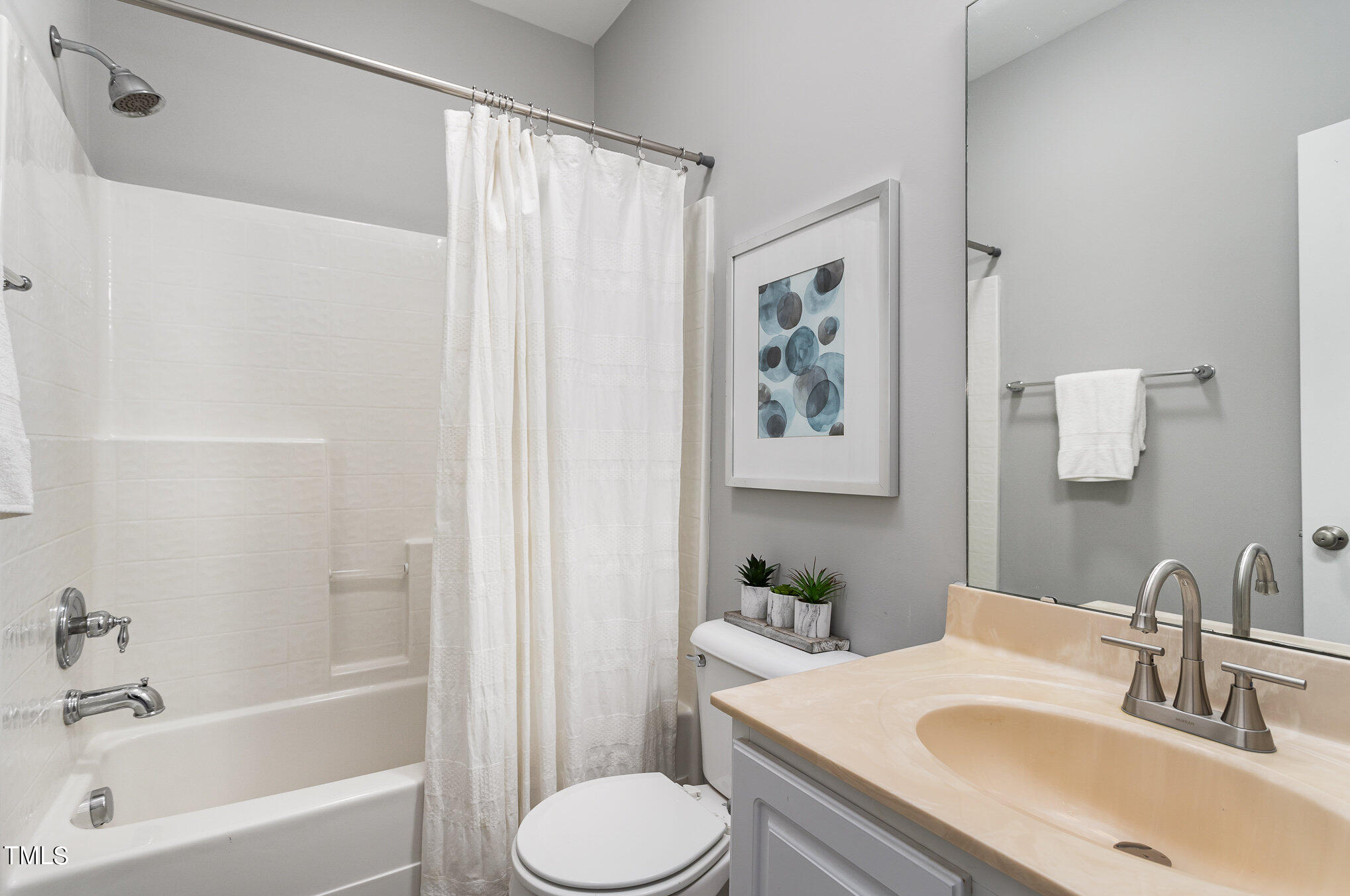 10201 Darling Street Raleigh, NC 27613 - Photo 12 of 23 016_img_0043-edit