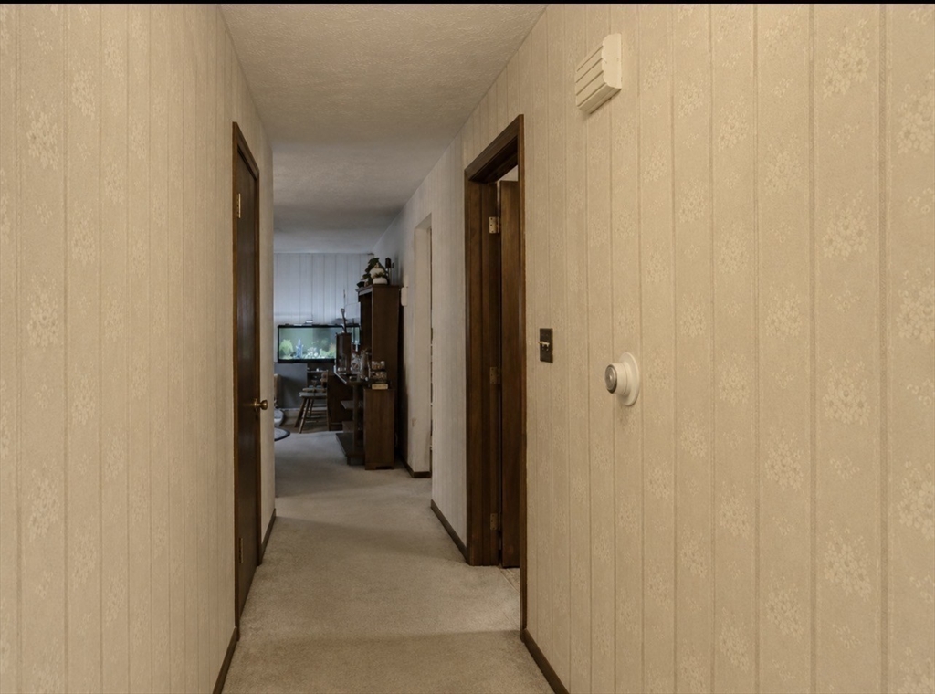 9 Eliot Road Northborough, MA 01532 - Photo 12 of 13 Gallery Image 12
